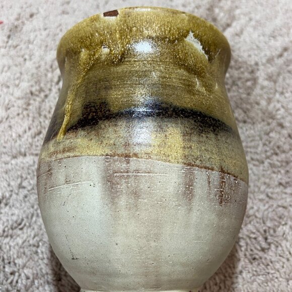 Handmade Art Pottery Artist Signed Vase Pot Clay Stoneware Mustard Yellow ooak J - Picture 3 of 8
